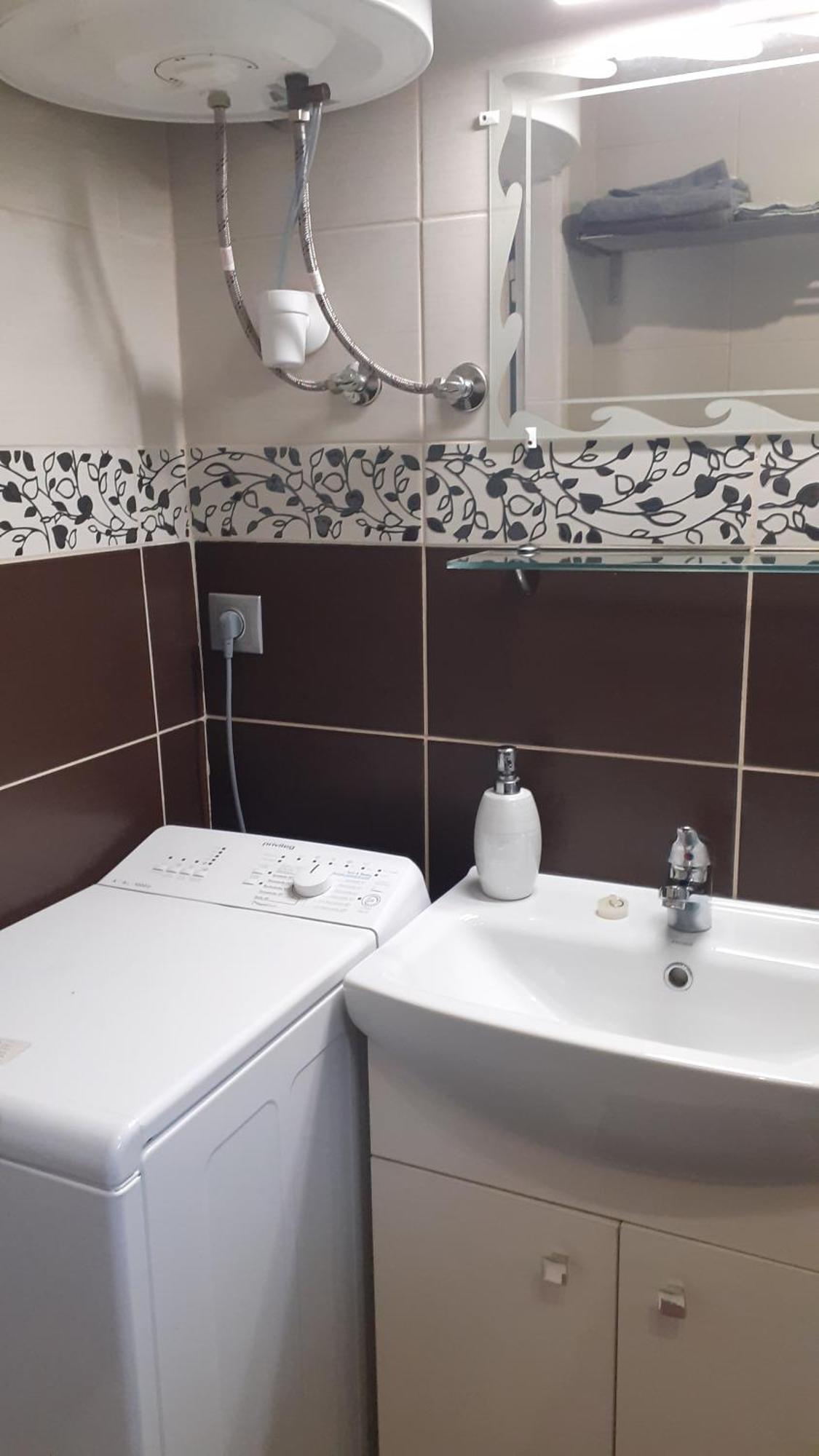 Borostyan Vendeghaz Apartment Tiszaug